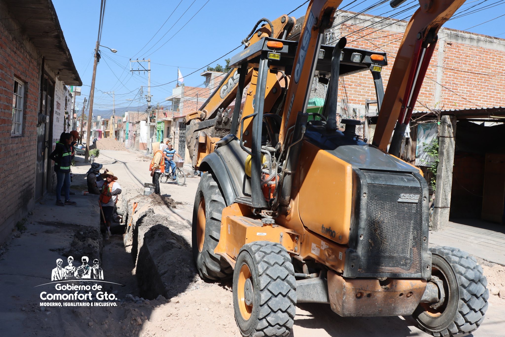 Detalle de la preparación del terreno para la pavimentación