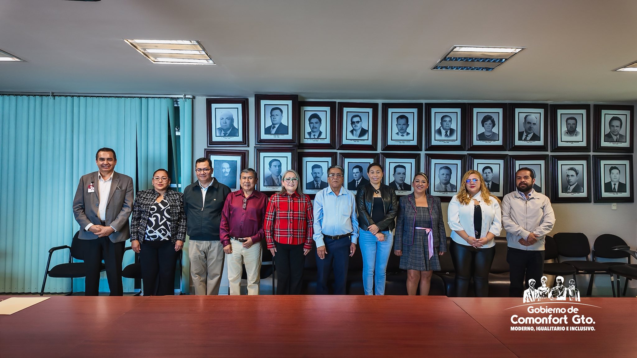 Integrantes del Ayuntamiento y Desarrollo Social en el evento