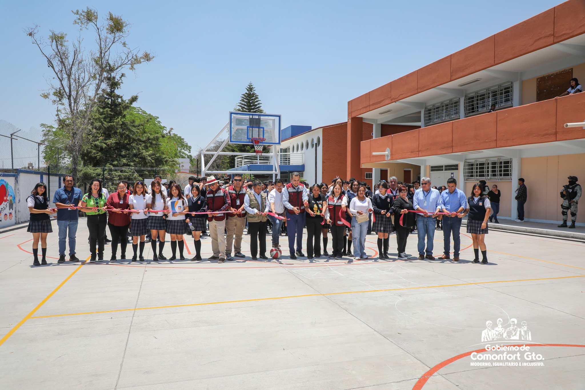 Inauguración del techado